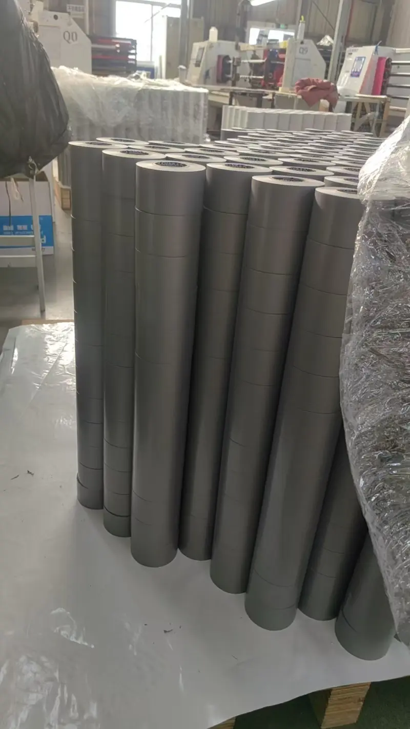 Lipnios juostos laikymo galios bandymo metodas