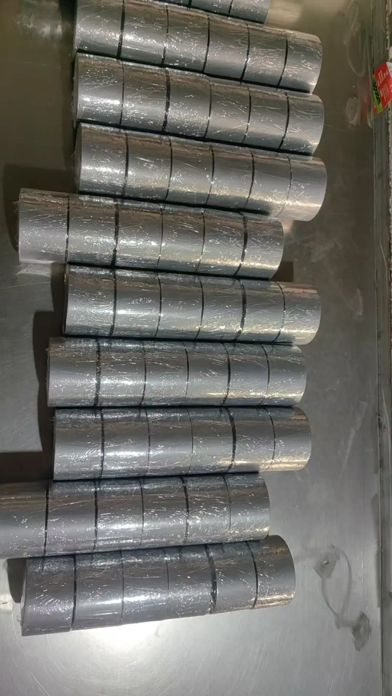 Skirtumas tarp vandens pagrindo klijų, aliejaus pagrindu pagamintų klijų ir karšto lydalo klijų